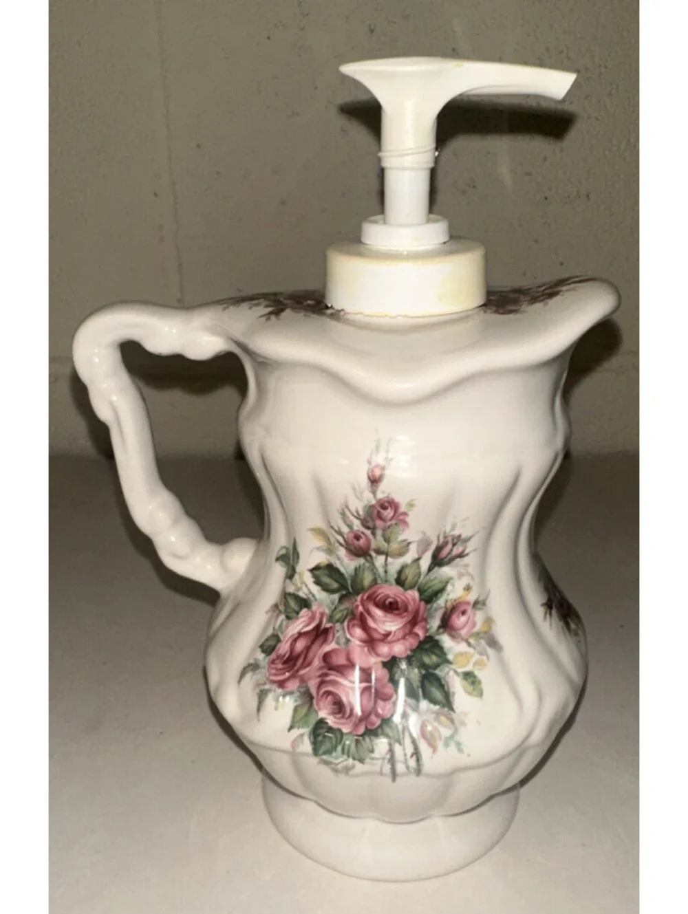 JA ATHENA Grandmacore Vintage Hand Painted Floral Hand Soap Dispenser READ Desc